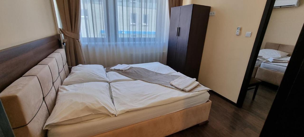 Elite Pension Štúrovo Εξωτερικό φωτογραφία