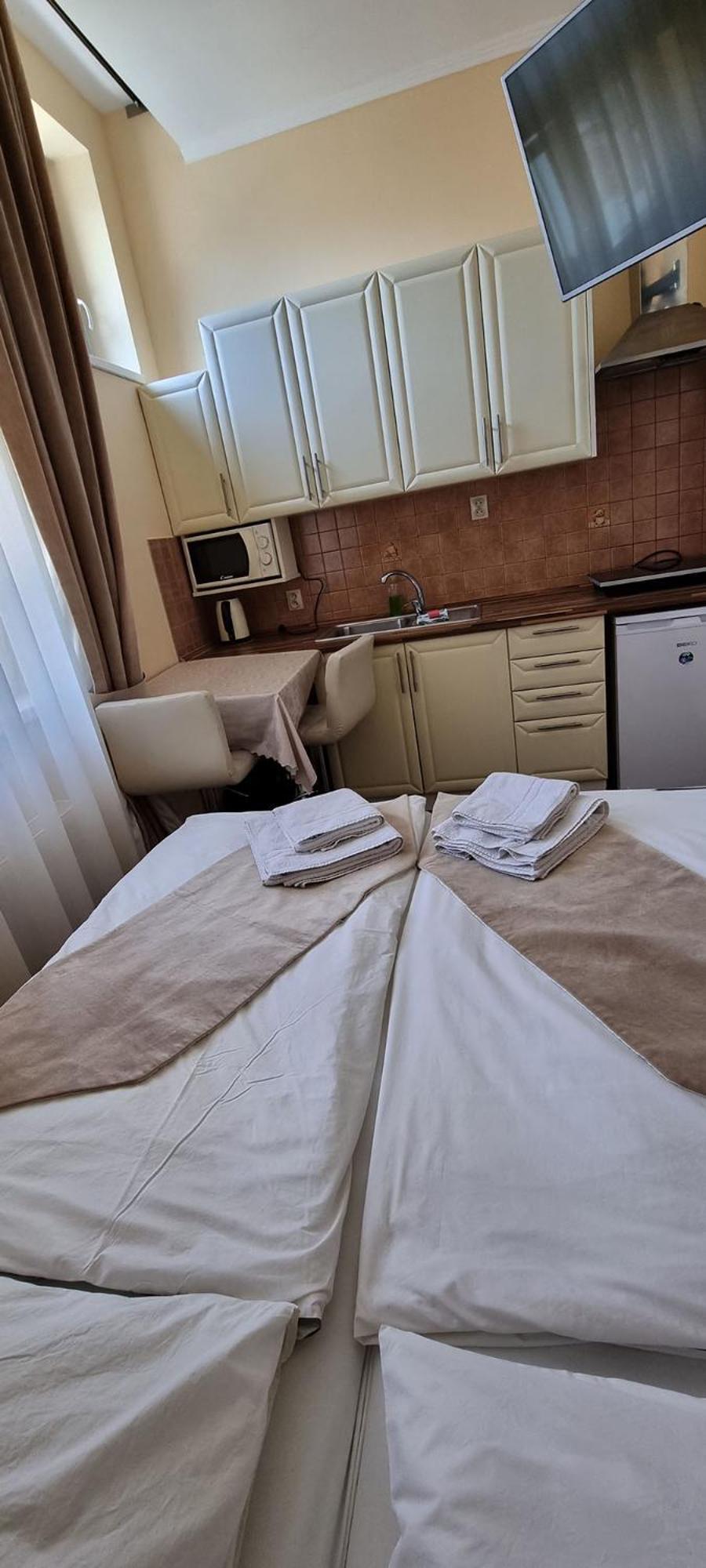 Elite Pension Štúrovo Εξωτερικό φωτογραφία