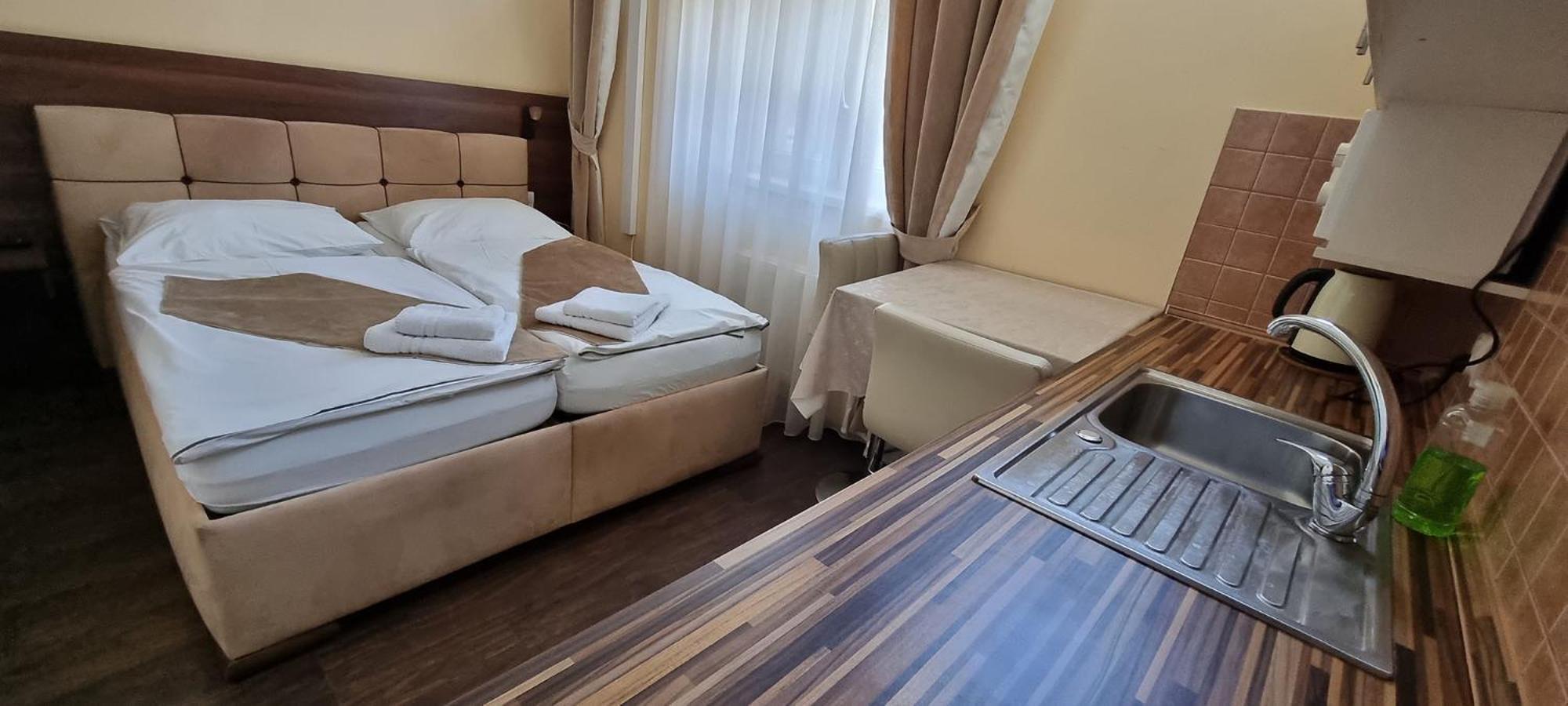 Elite Pension Štúrovo Εξωτερικό φωτογραφία